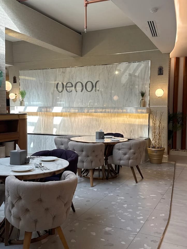 Venor Design (1)